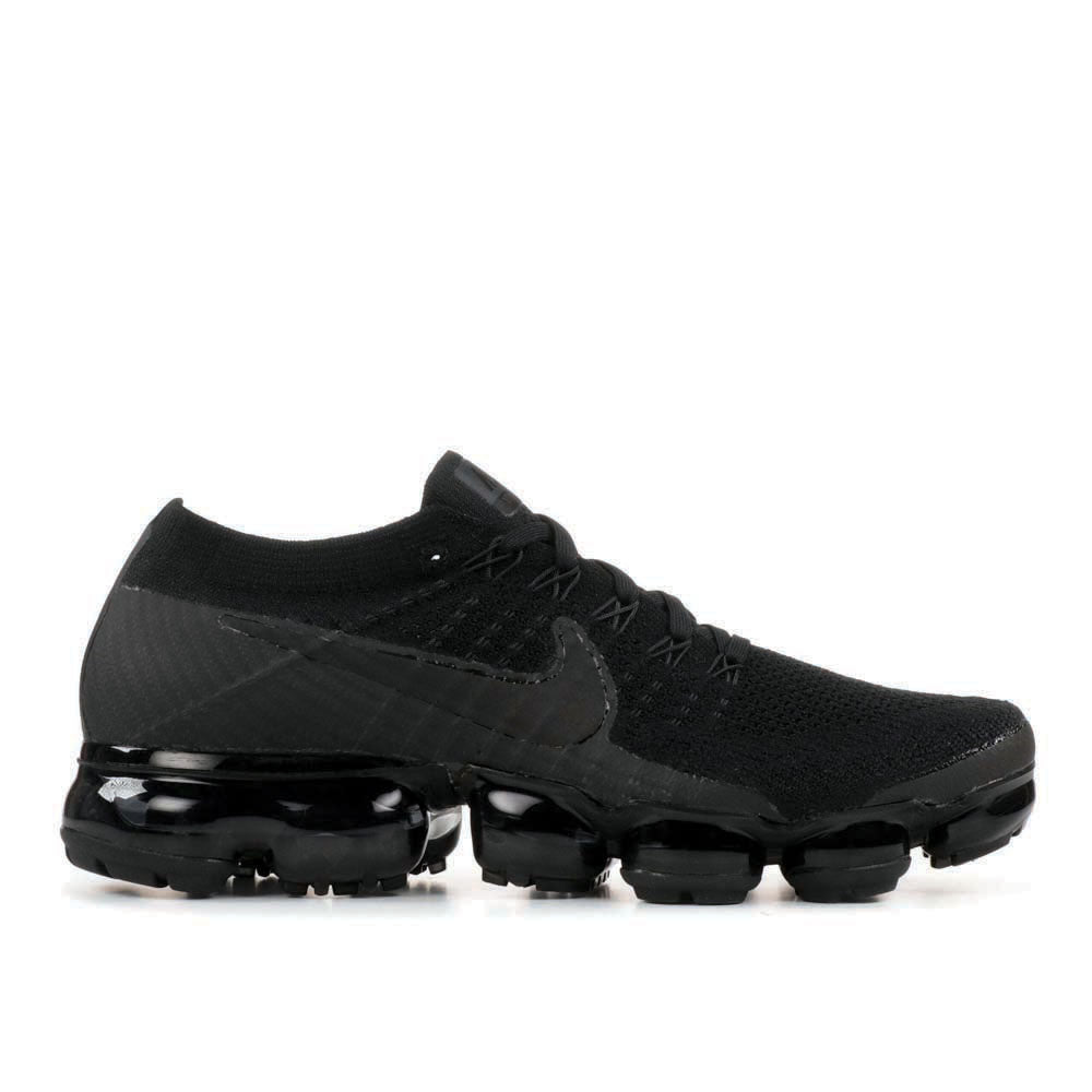Nike Air VaporMax ‘Triple Black 2.0’ 849557-011 Classic Sneakers